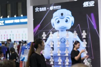 UBTECH攜手編程機器人，帶來最好的開學禮物 智能機器人銷售新篇章